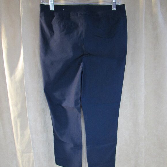 Chicos Dark Blue Brigitte Pull On Cropped Pants Size 0.5(6) Like New - Picture 9 of 16